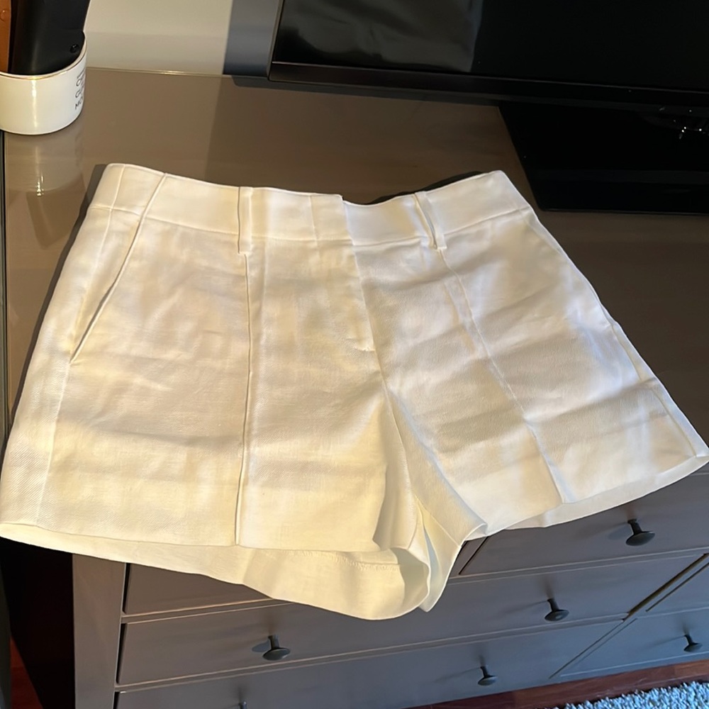 Jcrew White Linen 4 inch shorts